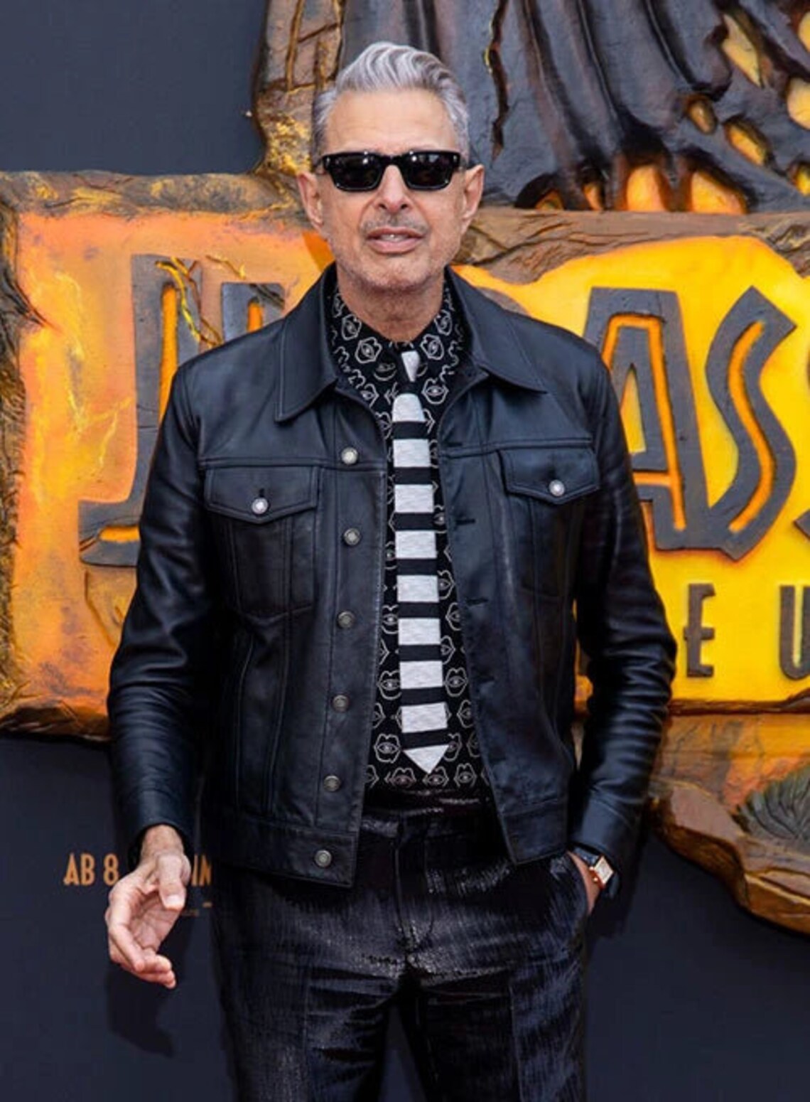 jeff goldblum leather jacket 